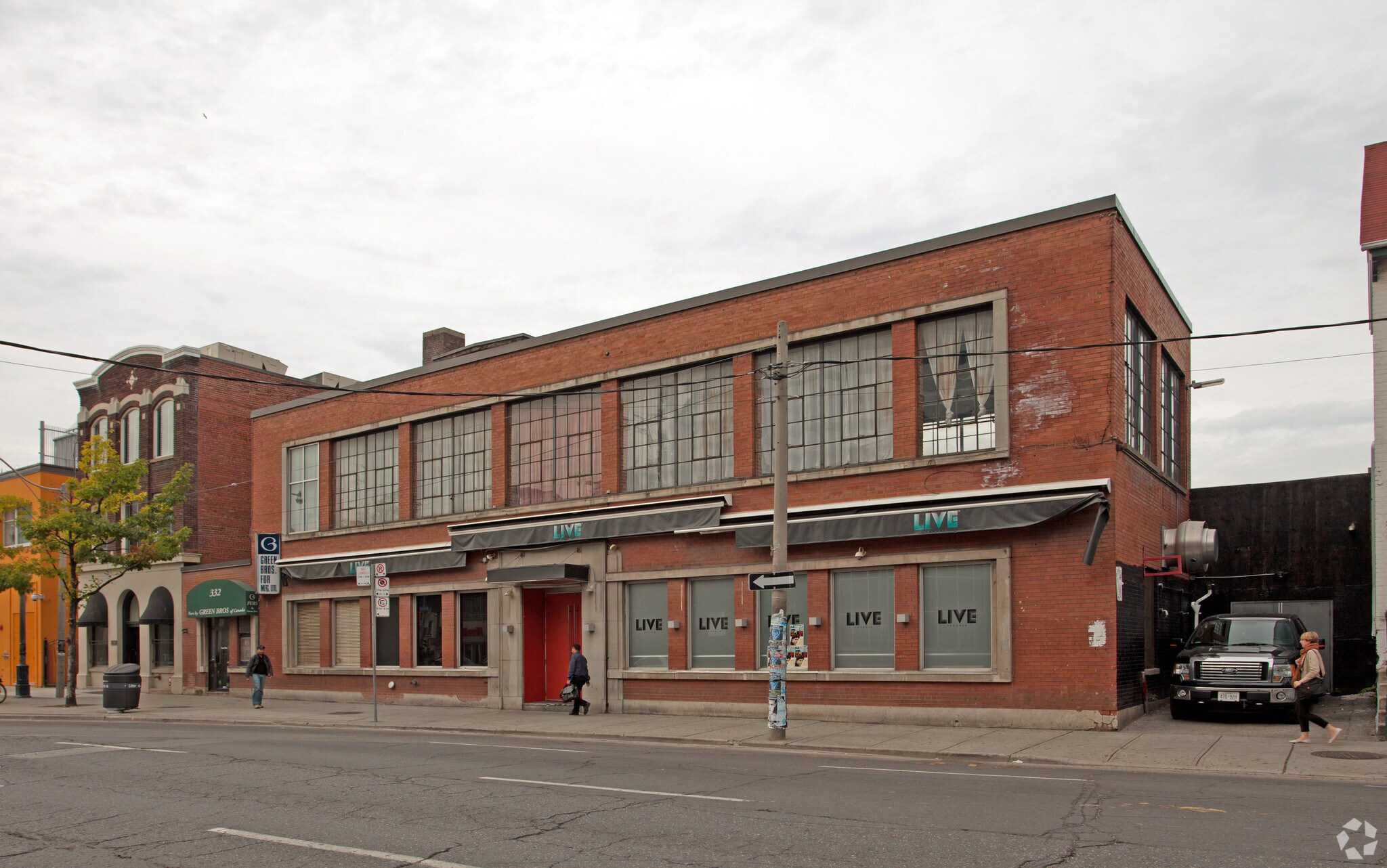 332 Richmond St W, Toronto, ON à vendre Photo principale- Image 1 de 1