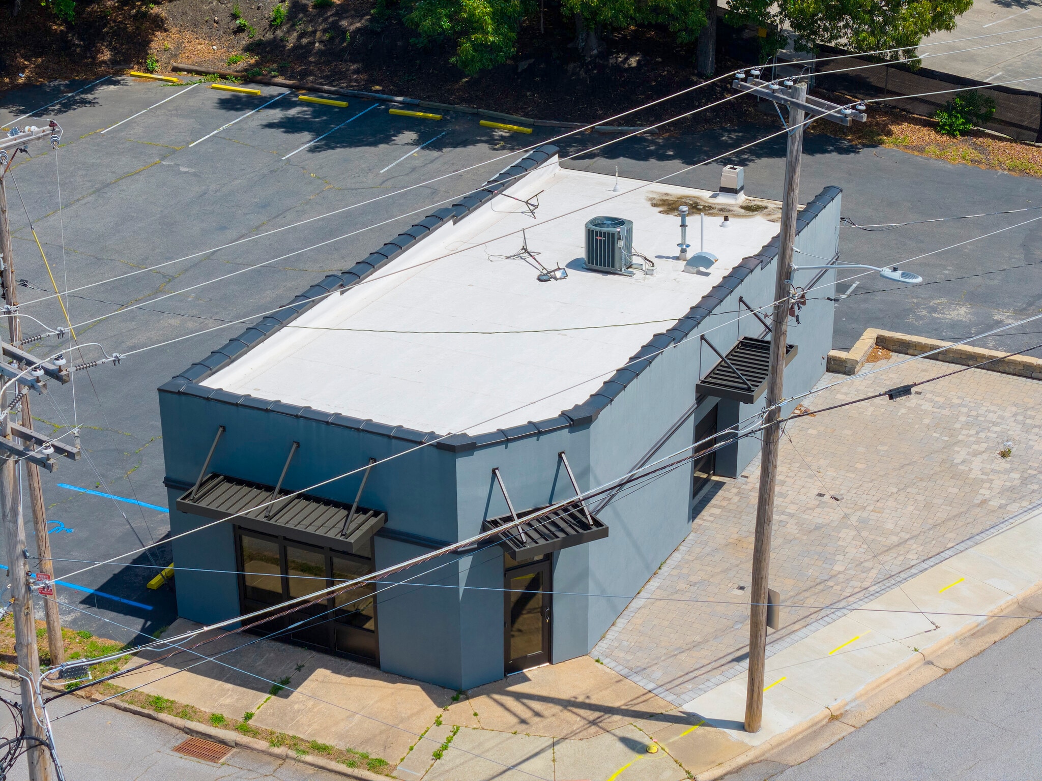 131 Oak St, High Point, NC for lease Building Photo- Image 1 of 7