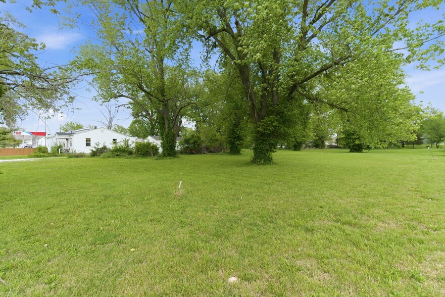 2756 N Brookline Ave, Brookline, MO for sale - Building Photo - Image 3 of 25
