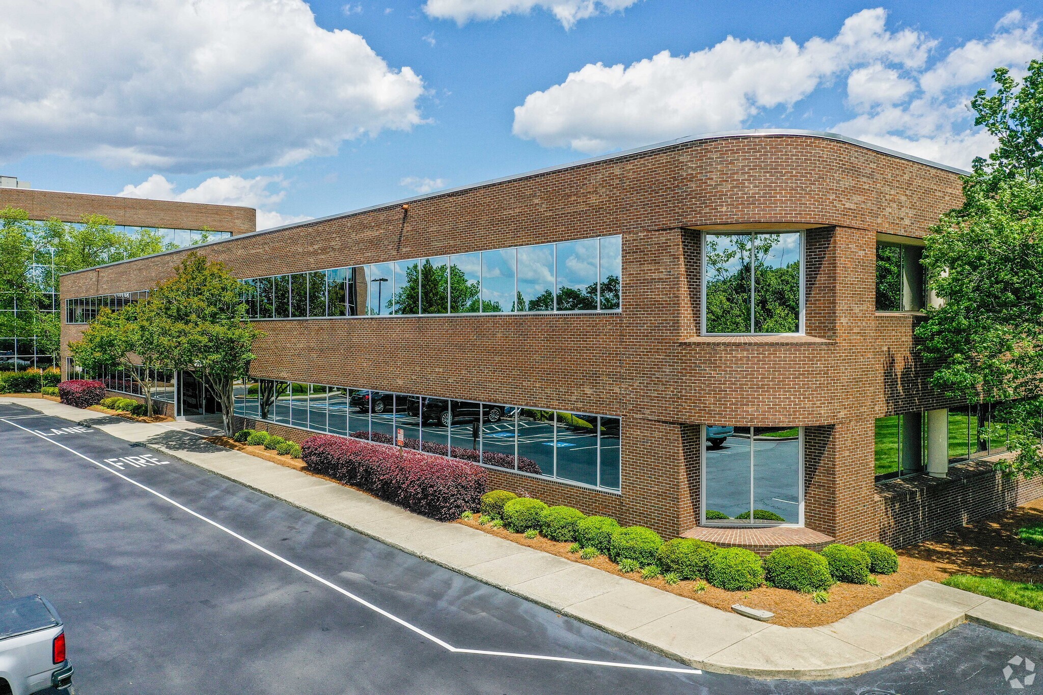 8000 Corporate Center Dr, Charlotte, NC for lease Primary Photo- Image 1 of 3