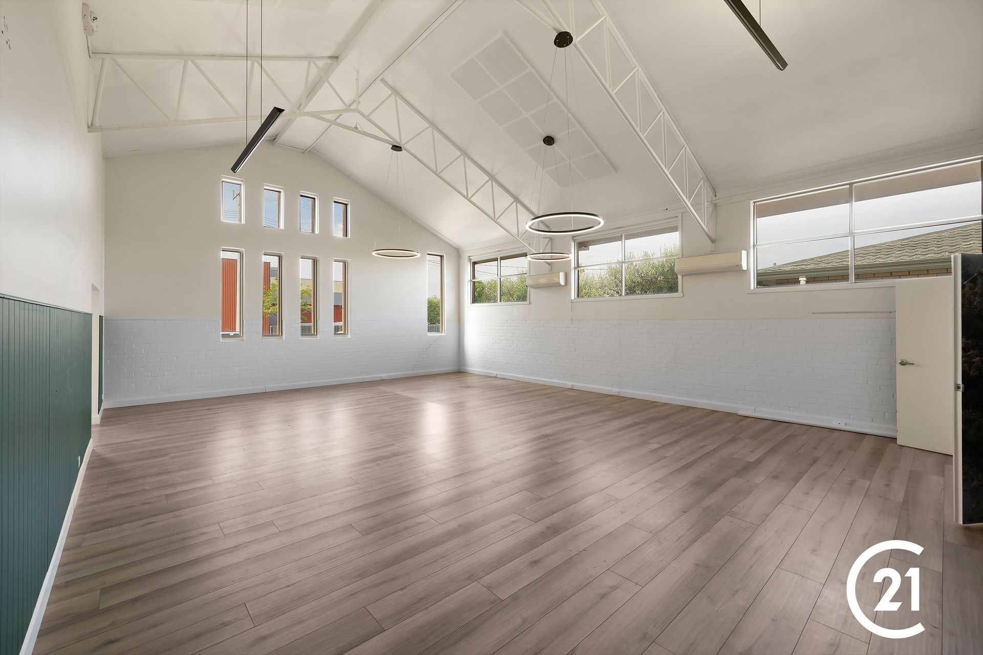 4 Percy St, Echuca for lease Interior Photo- Image 1 of 10