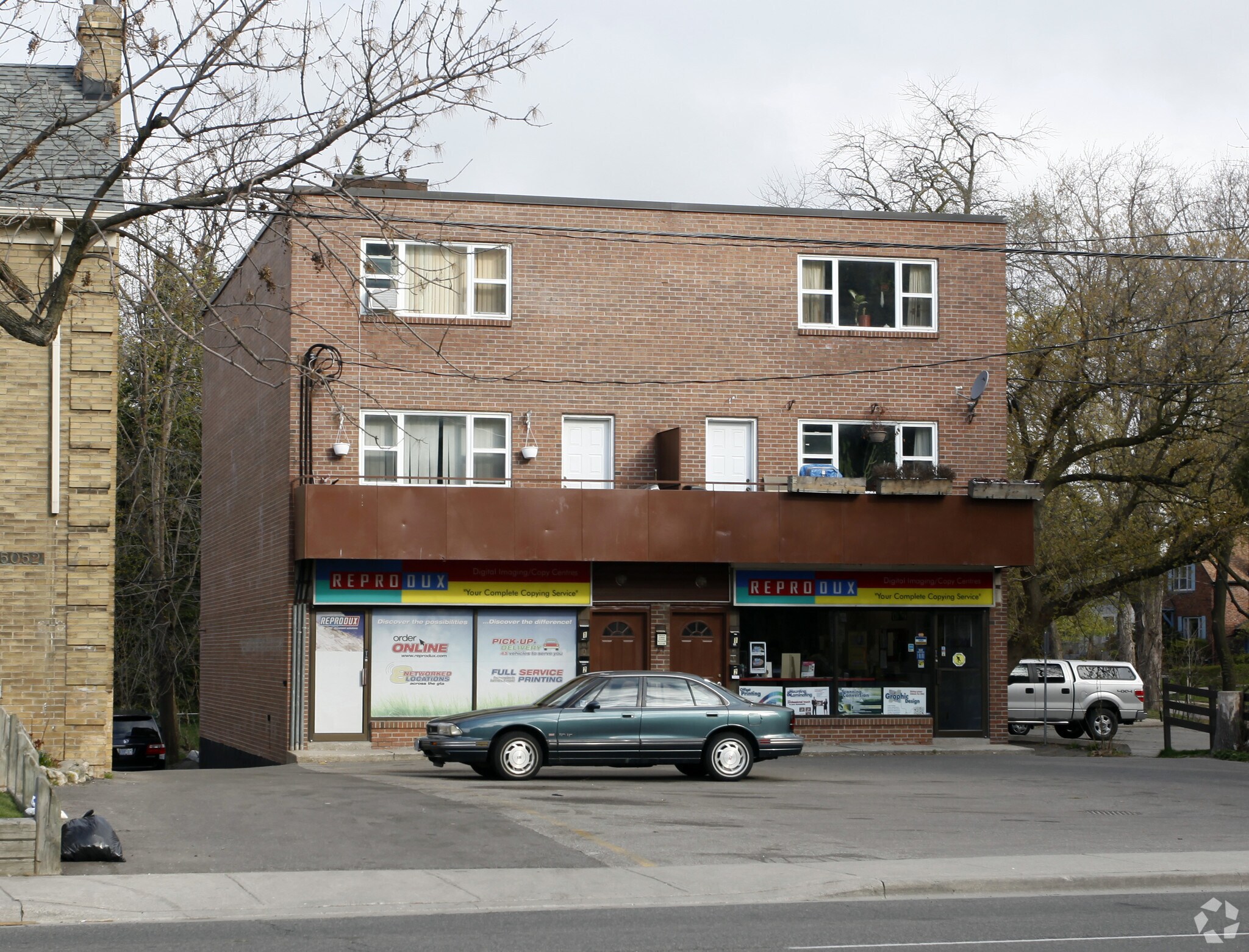 5050 Dundas St W, Toronto, ON à vendre Photo principale- Image 1 de 1