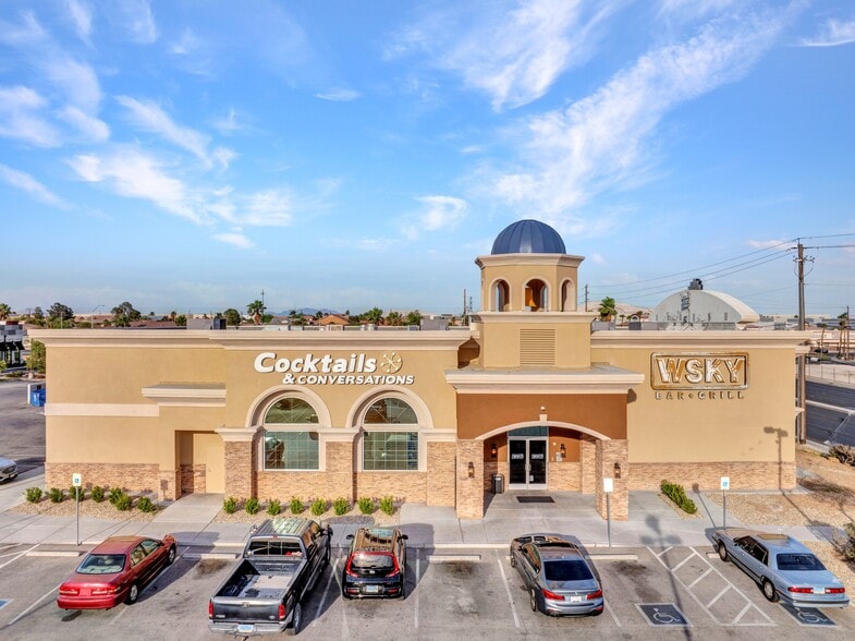 2992 W Cheyenne Ave, North Las Vegas, NV for sale - Building Photo - Image 1 of 11