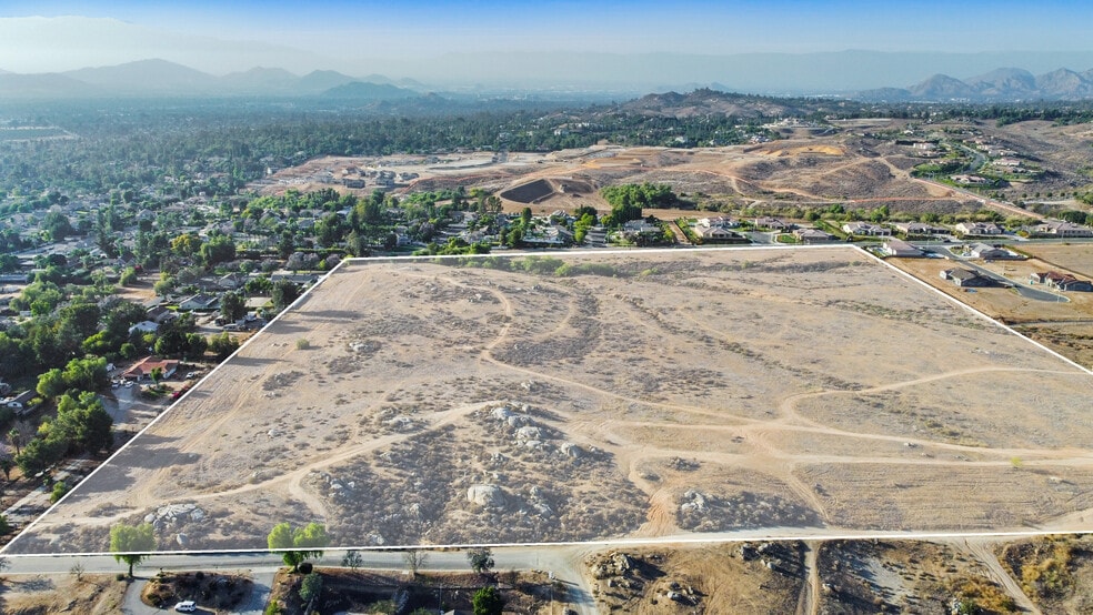 0 Bradley St, Riverside, CA for sale - Aerial - Image 3 of 4