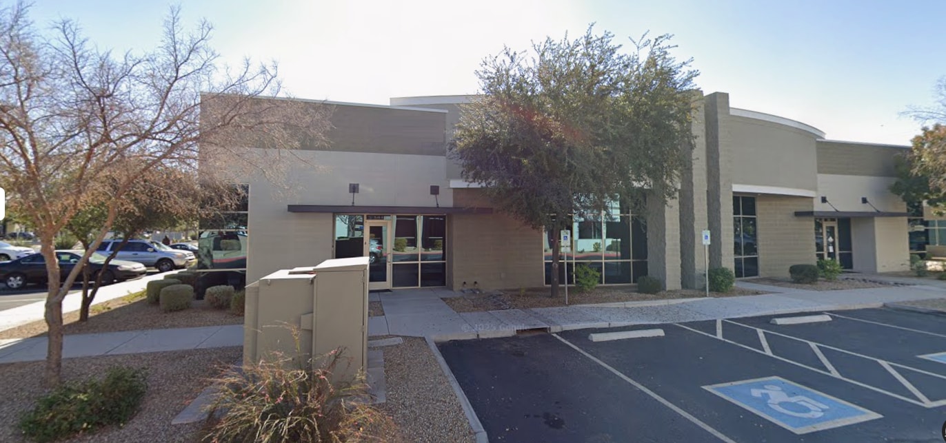 5700 W Chandler Blvd, Chandler, AZ 85226 - Unité D1 -  - Photo intérieure - Image 1 of 11