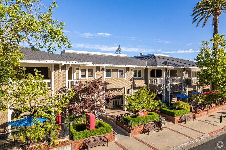 20 S Santa Cruz Ave, Los Gatos, CA à louer - Photo du bâtiment - Image 3 de 26