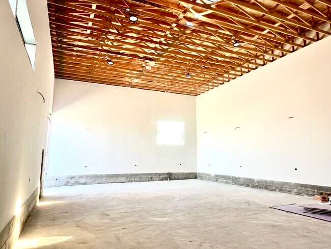 Plus de détails pour 1315 Cota Ave, Long Beach, CA - Industriel à louer