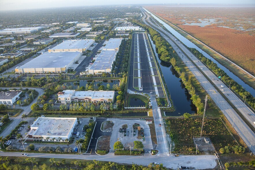 12754 Wiles Rd, Coral Springs, FL à louer - Aérien - Image 3 de 5