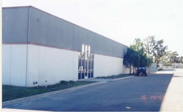 200 S Hallock Dr, Santa Paula, CA for sale - Building Photo - Image 2 of 14