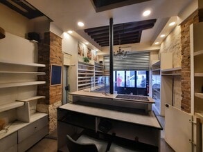 23 Rue Du Roule, Paris à louer Photo intérieure- Image 2 de 3