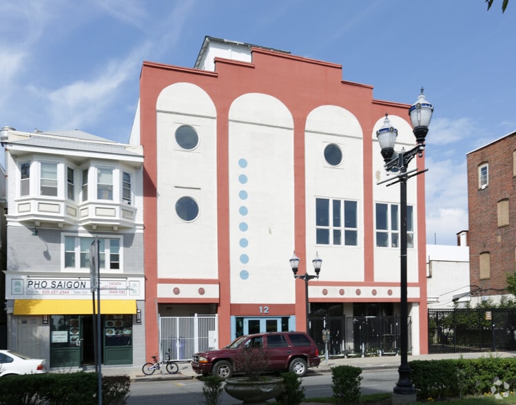 12 S Virginia Ave, Atlantic City, NJ for lease - Building Photo - Image 2 of 8