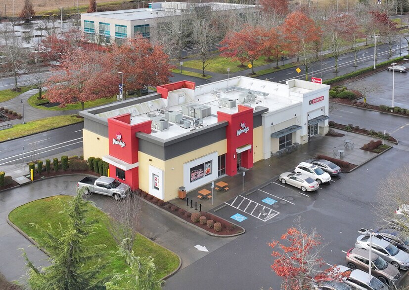 9687-9695 NE Cascades Pky, Portland, OR à vendre - Photo du bâtiment - Image 3 de 9