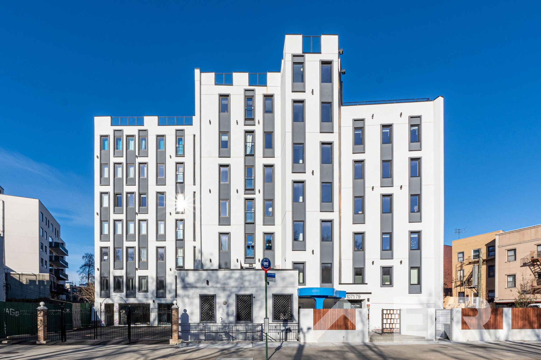 1079 Fulton St, Brooklyn, NY à louer Aérien- Image 1 de 7