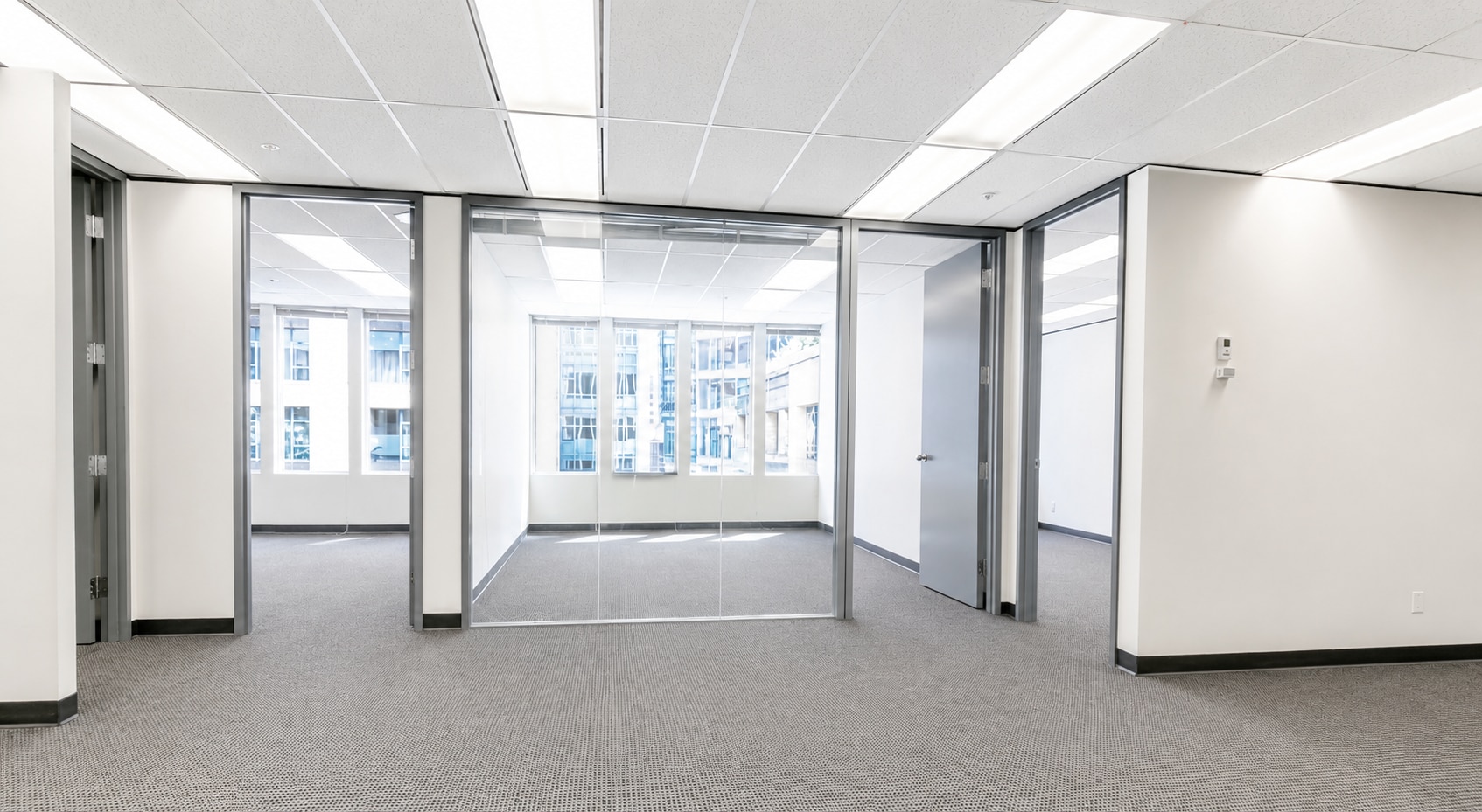 580 Hornby St, Vancouver, BC for lease Interior Photo- Image 1 of 1