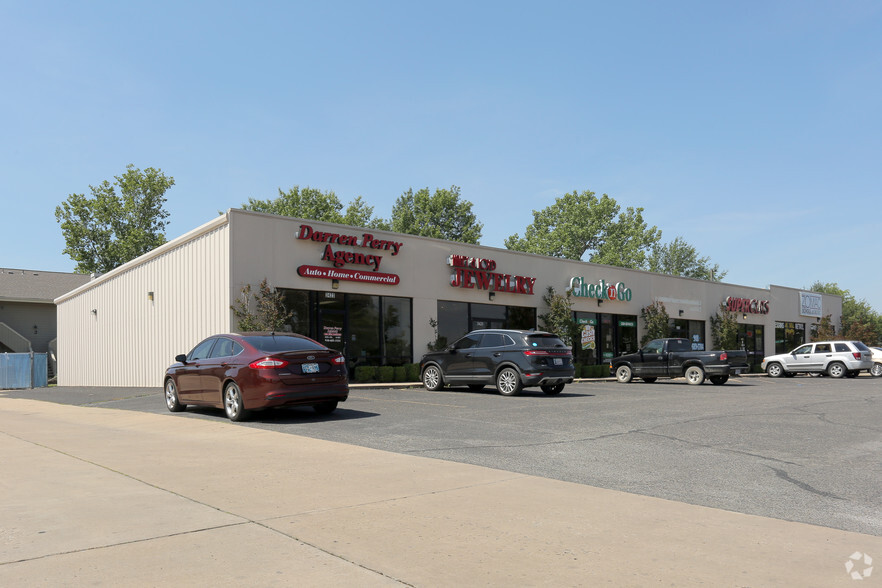 3405-3423 N Chandler Rd, Muskogee, OK for lease - Building Photo - Image 2 of 5