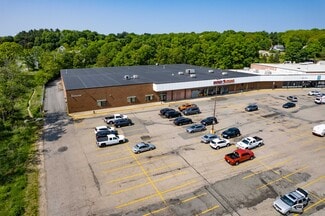 Plus de détails pour 220 E Ashland St, Brockton, MA - Commerce de détail à vendre