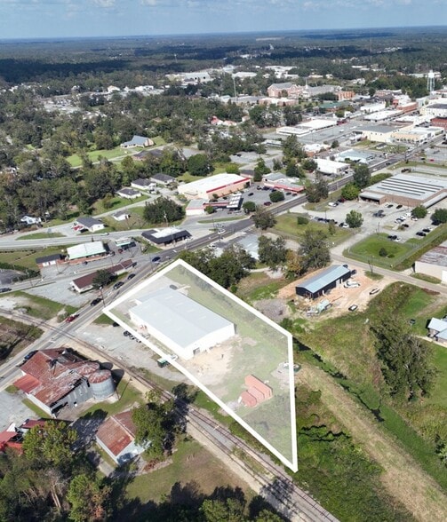 201 Johnson St, Statesboro, GA for lease - Aerial - Image 2 of 9