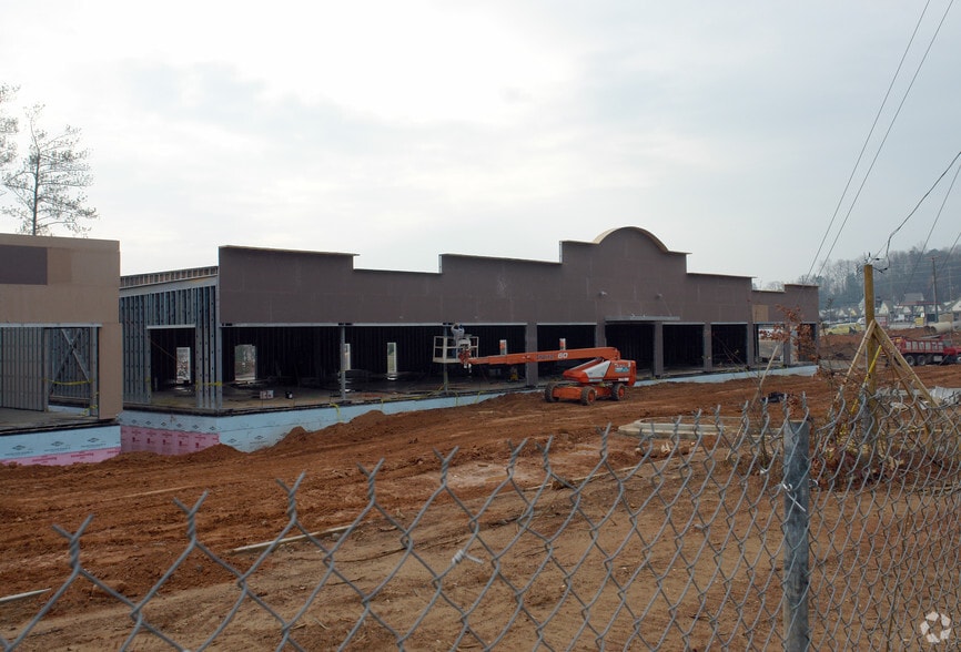550 Pleasant Hill Rd, Lilburn, GA for lease - Building Photo - Image 3 of 10