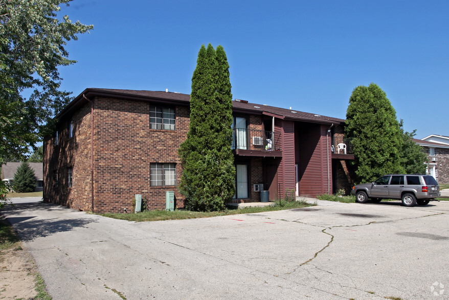 1851 Roosevelt Ave, Racine, WI à vendre - Photo principale - Image 1 de 1