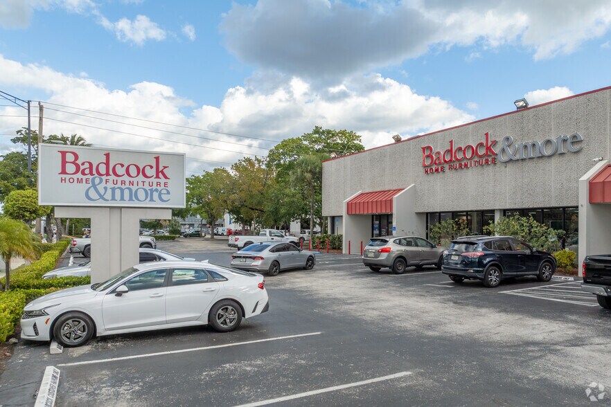 770 W Sunrise Blvd, Fort Lauderdale, FL à vendre - Photo du bâtiment - Image 2 de 6