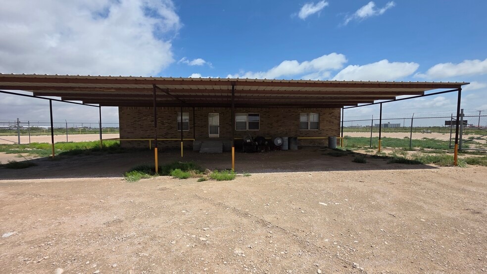 1401 IH-20, Monahans, TX for sale - Building Photo - Image 2 of 24