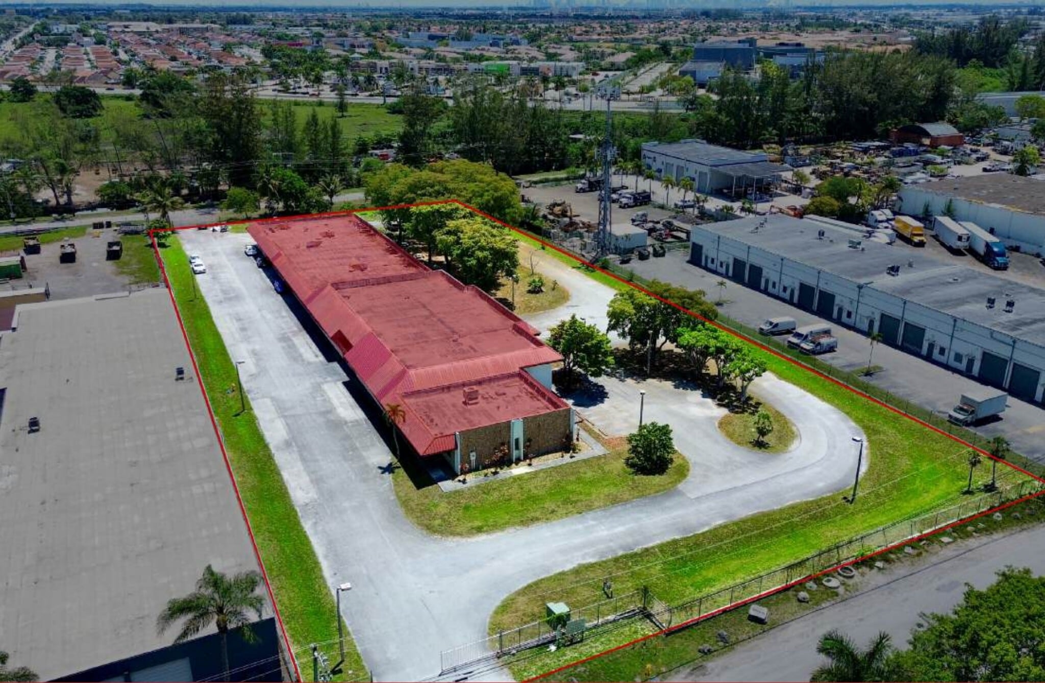 12175 NW 98th Ave, Hialeah, FL for sale Primary Photo- Image 1 of 9