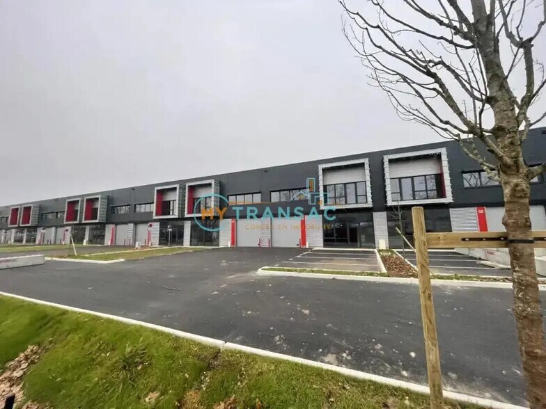 Flex dans Bondoufle à louer - Photo du bâtiment - Image 3 de 11