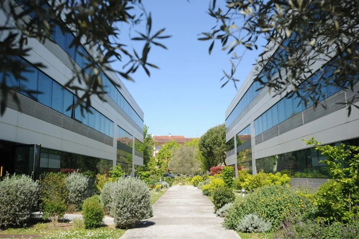 Office in Toulouse for lease Building Photo- Image 1 of 23