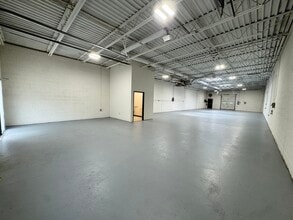 10-16 Democrat Way, Gibbsboro, NJ for lease Interior Photo- Image 2 of 5
