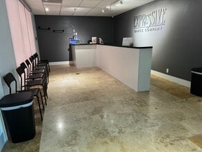 5701-5731 NW 74th Ave, Miami, FL for lease Interior Photo- Image 2 of 12