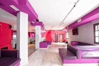Retail in El Escorial, Madrid for lease Interior Photo- Image 2 of 10