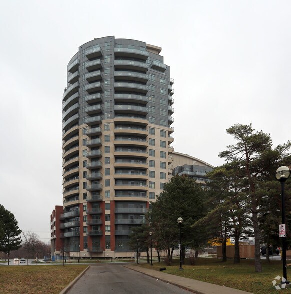 25 Fontenay Ct, Toronto, ON à louer - Photo du bâtiment - Image 2 de 5