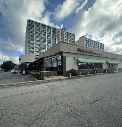 4751 N Harlem Ave, Harwood Heights, IL à louer - Photo du bâtiment - Image 2 de 2