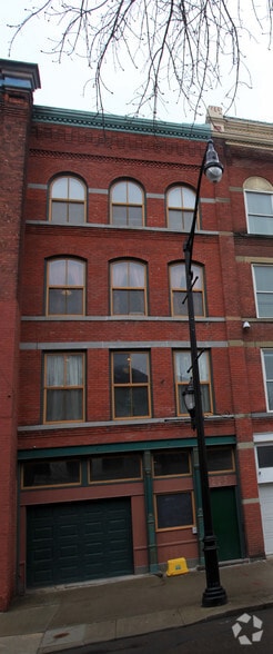 215 State St, Binghamton, NY for sale - Primary Photo - Image 1 of 2