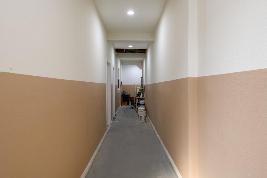 5454 Virginia Ave, Los Angeles, CA for lease - Interior Photo - Image 2 of 22