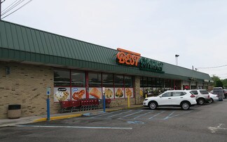 Plus de détails pour 13-19 Udall Rd, West Islip, NY - Commerce de détail à louer