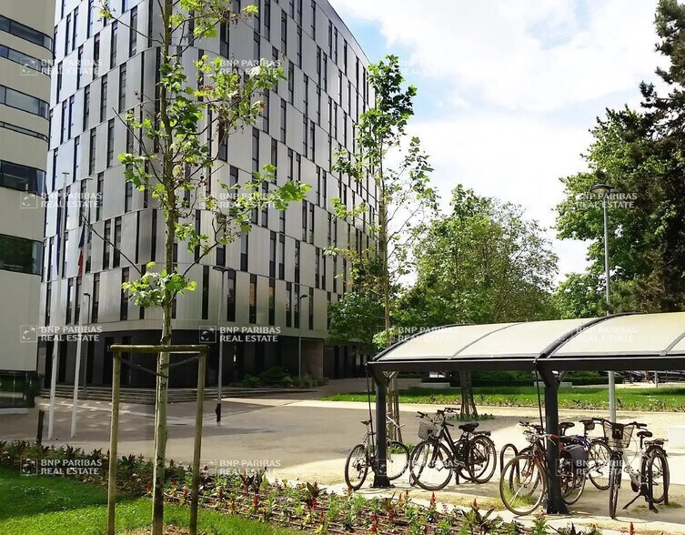 2 Bis Avenue De Marbotte, Dijon for sale - Building Photo - Image 2 of 13