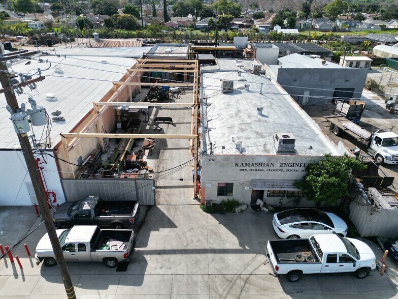 9128 Rose St, Bellflower, CA à louer - Photo du bâtiment - Image 2 de 14