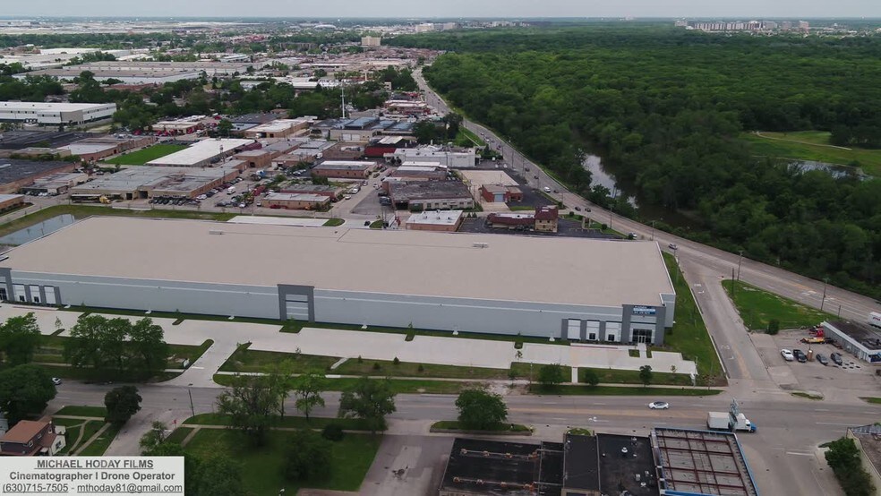 9100 Belmont Ave, Franklin Park, IL à louer - Vidéo sur l’inscription commerciale - Image 1 de 1