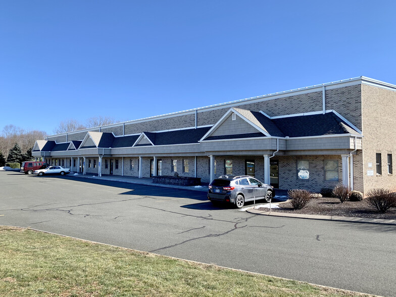 7 Gerber, Vernon, CT for lease - Primary Photo - Image 1 of 1