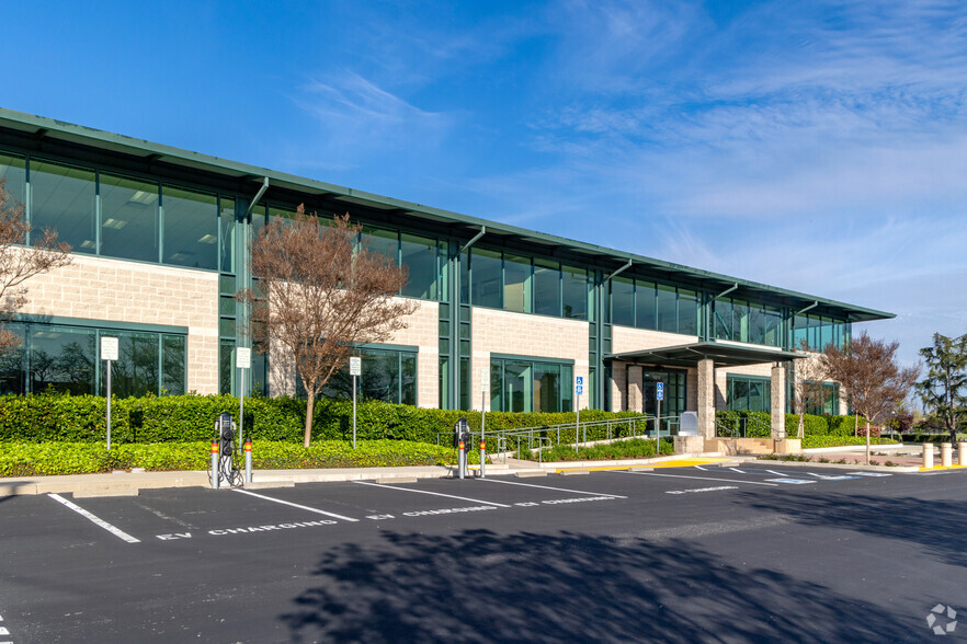 1011 McCarthy Blvd, Milpitas, CA for lease - Building Photo - Image 2 of 12