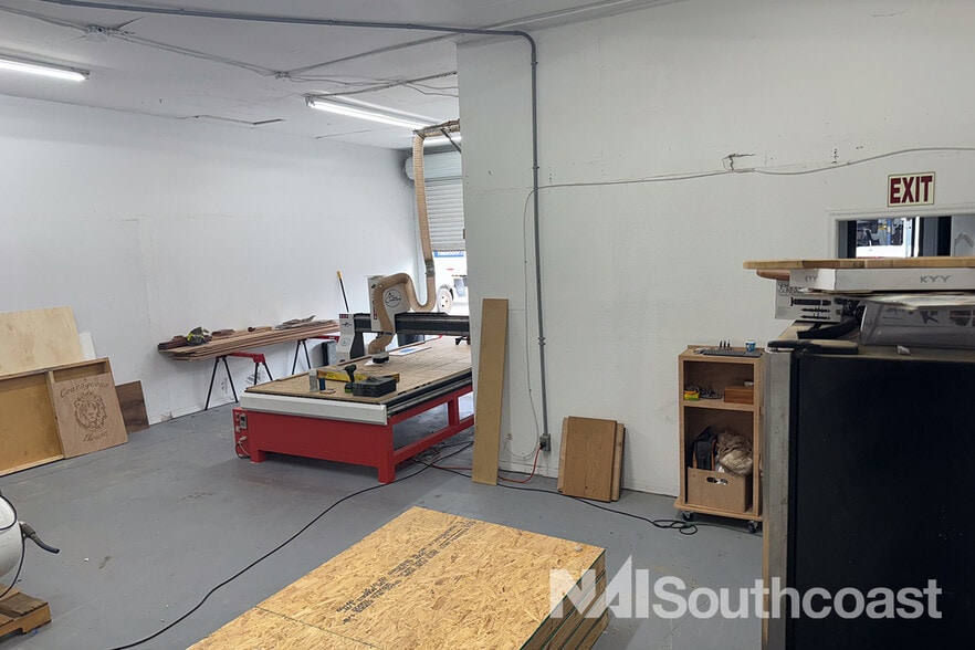 1726-1738 SW Biltmore St, Port Saint Lucie, FL for lease - Building Photo - Image 3 of 12