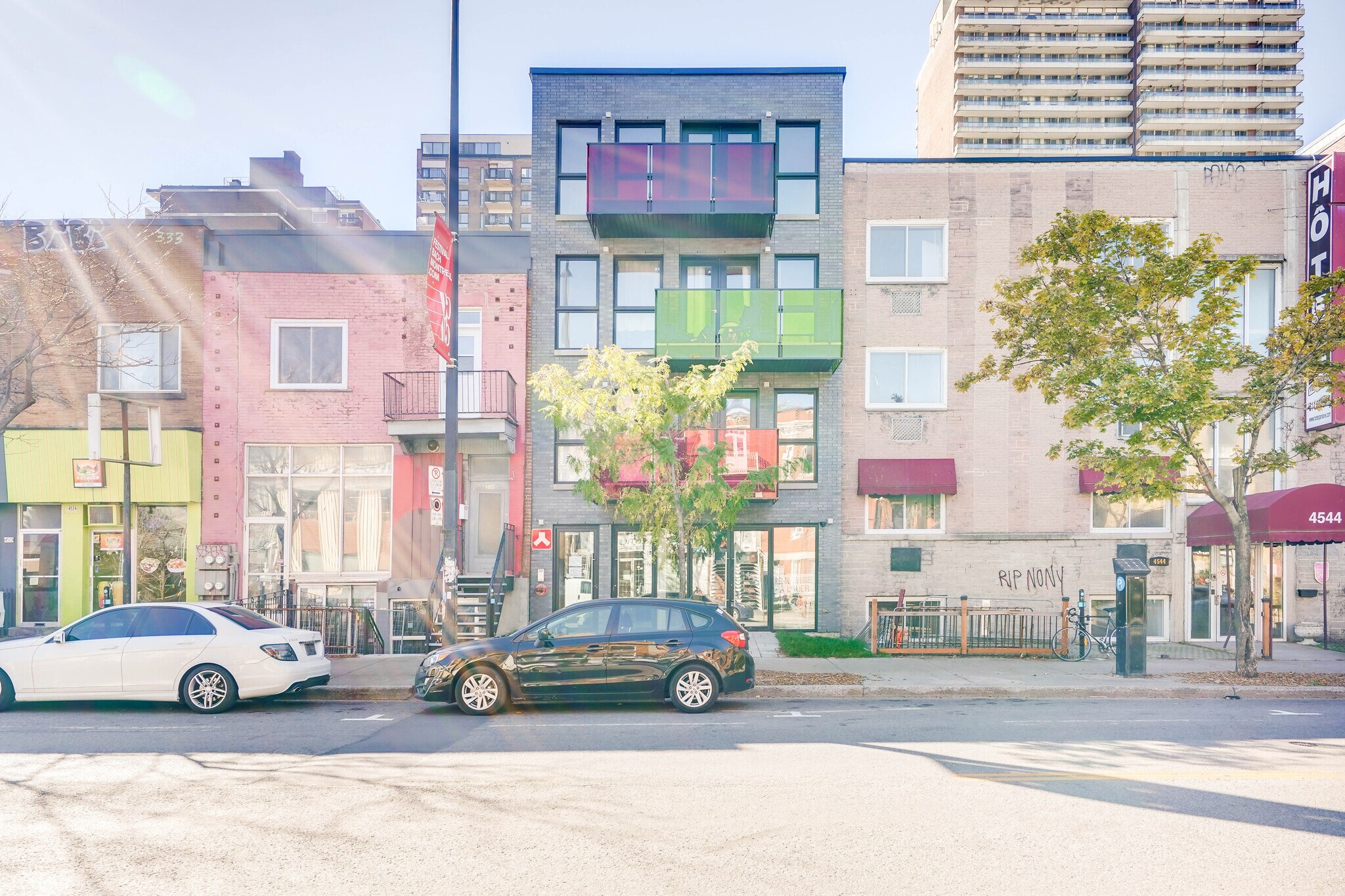 4532-4538 Av Du Parc, Montréal, QC for sale Building Photo- Image 1 of 1