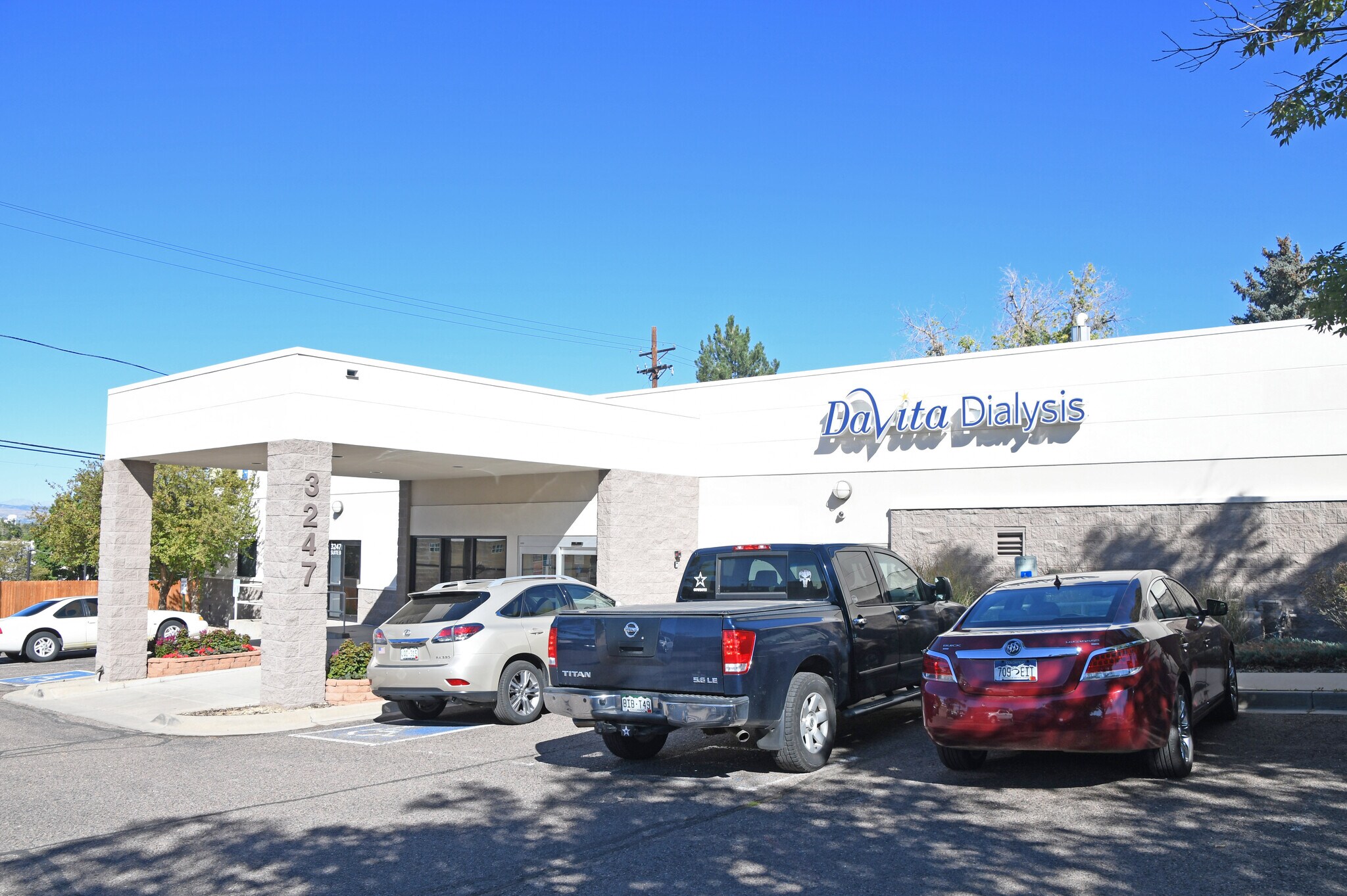 3247 S Lincoln St, Englewood, CO for lease Building Photo- Image 1 of 5