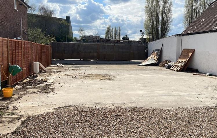 36 Hampton Rd W, Feltham à louer Photo principale- Image 1 de 2