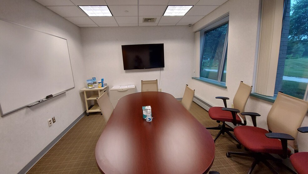 7 McKee Pl, Cheshire, CT à louer - Photo intérieure - Image 2 de 12