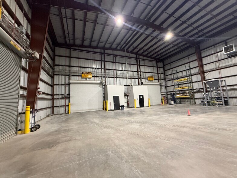 2420 Lefebure Rd, Fairfax, IA à vendre - Photo intérieure - Image 2 de 8