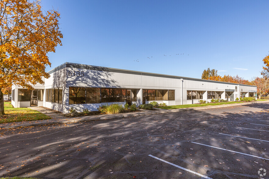 6135 NE 80th Ave, Portland, OR for lease - Building Photo - Image 1 of 6