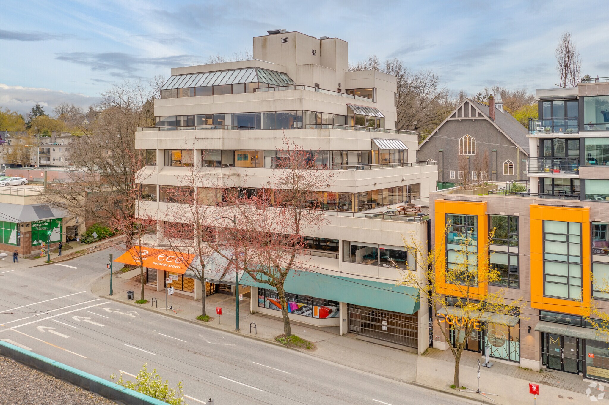 210 W Broadway, Vancouver, BC for sale Building Photo- Image 1 of 1