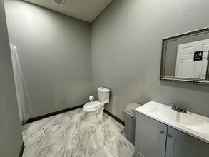 1013 E New Boston Rd, Nash, TX for sale Interior Photo- Image 2 of 18